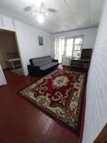 арзан квартира ош базар: 2 бөлмө, 42 кв. м, Хрущевка, 2 кабат, Эски ремонт