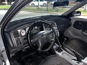 jas: Nissan Primera: 2002 г., 2 л, Механика, Бензин, Хэтчбэк — 10