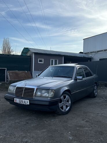 мерседес са: Mercedes-Benz W124: 1991 г., 2.3 л, Механика, Бензин, Седан