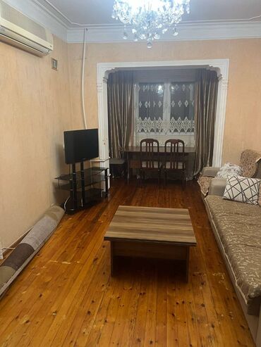 Uzunmüddətli kirayə mənzillər: 8-ci mikrorayon,Azadlıq prospekti, Azadlıq metrosu yaxınlığında9 — 2