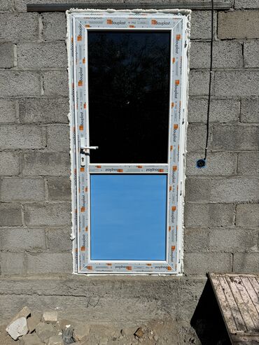 Пластиковые окна на заказ: Делаем окна на заказ любой сложности Цветные алюминиевый, двери — 7