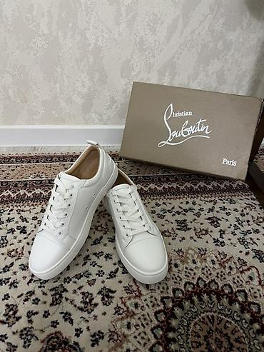 Мужские кроссовки, 42, Christian Louboutin, Новый, цвет - Белый