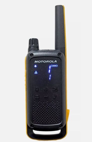 iphone 13 kupujem: Motorola T82
Toki-voki
Domet po specifikaciji do 10km,lako uparivanja