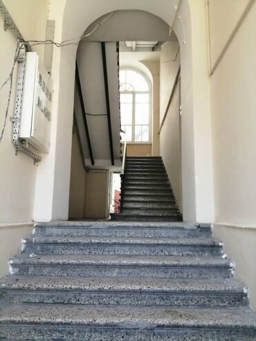 Köhnə tikili: Bakı, 4 otaqlı, Köhnə tikili, m. İçərişəhər, 200 kv. m — 17