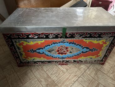 угольные печи для дома: Сундуки по 1500сом каждая