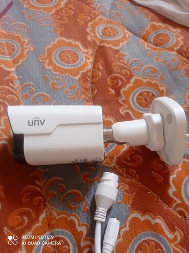 samsung videokamera: UNV IP Kamera — model: IPC2124SR3-DPF60 Xüsusiyyətlər: - Tip: IP