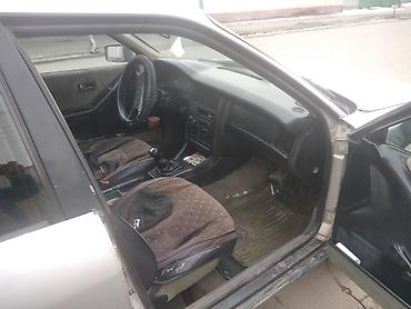 Audi: Audi 80: 1987 г., Бензин, Седан — 8