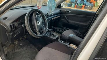 Volkswagen: Volkswagen Passat: 1.6 l. | 2001 έ. Sedan — 6