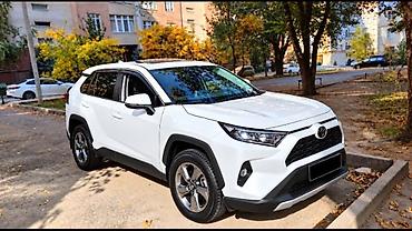 Toyota RAV4: 2022 г., 2 л, Вариатор, Бензин, Кроссовер at lalafo.kg Toyota RAV4: 2022 г., 2 л, Вариатор, Бензин, Кроссовер