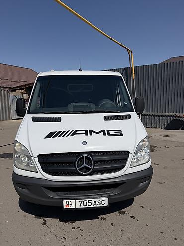рул мерс 210: Жеңил жүк ташуучу унаа, Mercedes-Benz, Стандарт, 3 т, Колдонулган — 1