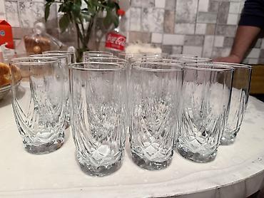 Наборы посуды: Продаю посуду(все вместе), в отличном состоянии Тарелки маленькие 17шт — 12