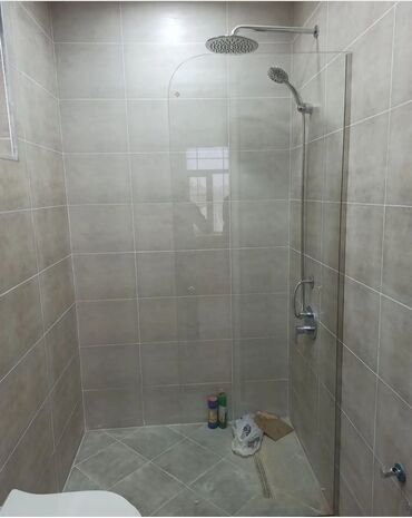 Duş kabinaları, arakəsmələr: Yeni Arakəsmə, Pulsuz çatdırılma — 10