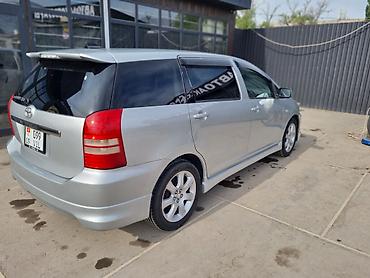 Toyota: Toyota WISH: 2004 г., 1.8 л, Универсал — 7