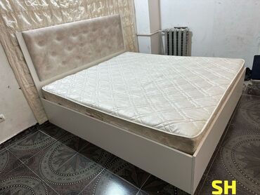 Salon masaları: Taxt 240 manat.Catdirilma pulsuz.Ideal vəziyyətdə təzədən seçilmir