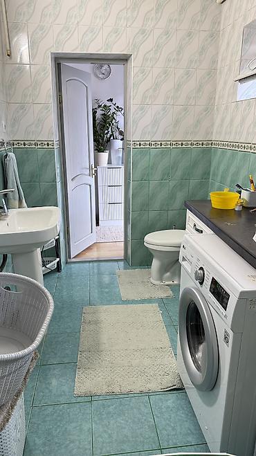 Продажа дач: 🔥 СРОЧНО! Продаётся большой дом в Биримдике (почти центр) 📍 ул. Кут — 17