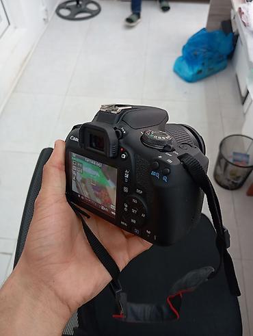 Фотоаппараты: Canon EOS 2000D DSLR fotoaparat + EF-S 18-55mm IS II obyektiv — 4