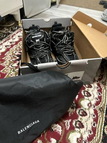 balenciaga runner: Кроссовки Balenciaga Track, цвет черный. - Модель: Track (логотипы — 3