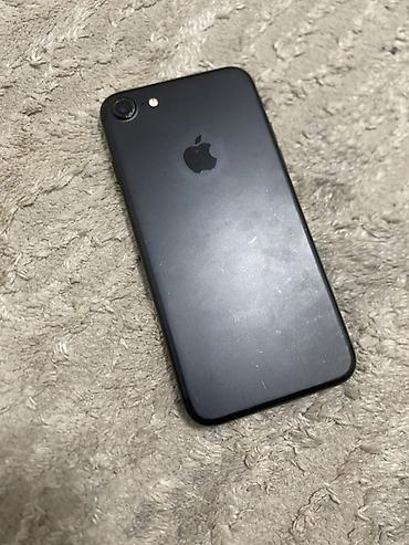 IPhone 7, Б/у, 32 ГБ, Черный, 70 %