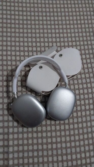 ipod сколько стоит: Вкладыши, Apple, Новый, Беспроводные (Bluetooth), Классические