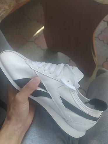 берцы кобра: Кроссовки Reebok Royal Glide Ripple Clip (белые с чёрными вставками) — 2
