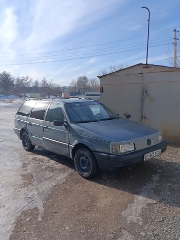 обмен на бус сапок: Volkswagen Passat Variant: 1989 г., 1.8 л, Механика, Бензин, Универсал