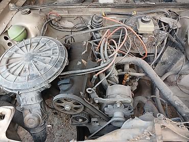 авторазбор скупка: Audi 80 (B2) седан, ориентировочно начало/середина 1980‑х, бежевый — 6