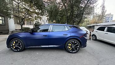 многофункциональный плоскогубцы: Kia EV6: 2024 г., Электромобиль, Кроссовер — 4