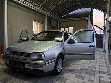 крыло гольф3: Volkswagen Golf: 1998 г., 1.8 л, Механика, Бензин, Хэтчбэк — 1