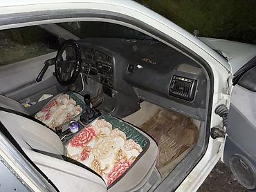 Volkswagen: Volkswagen Passat: 1988 г., 1.8 л, Механика, Бензин, Седан — 4