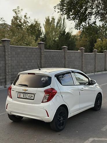 shevrolet lacetti: Chevrolet Spark: 2018 г., Автомат, Бензин, Хэтчбэк — 3