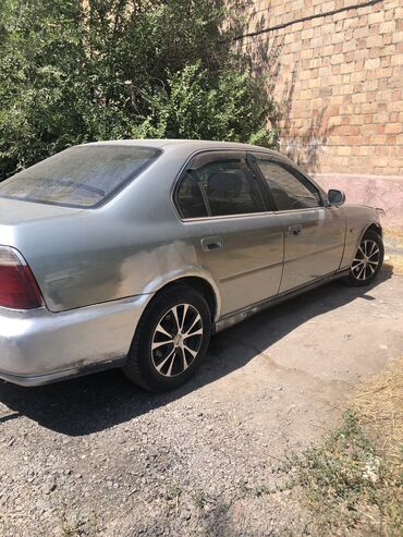 заброшенные машины: Honda Accord: 1993 г., 2 л, Автоматтык, Бензин, Седан
