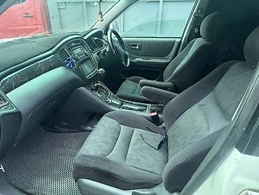 Toyota: Toyota Kluger: 2001 г., 2.4 л, Автомат, Газ, Кроссовер — 5