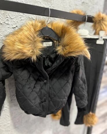 Kompleti: Toplo postavljene plišane trenerkice za devojčice u kompletu sa rajfom — 10