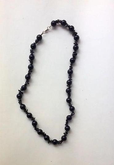 Ogrlice: Tri ogrlice i Ogrlica i minđuše IZUZETNE. Cene su odredjene — 7