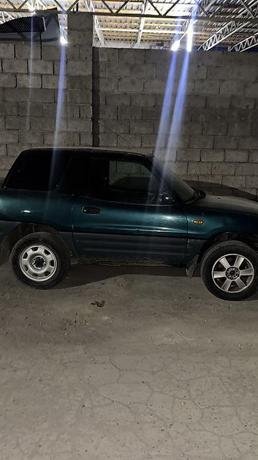 клиренса: Toyota RAV4: 1996 г., 2 л, Автомат, Бензин, Кроссовер — 3