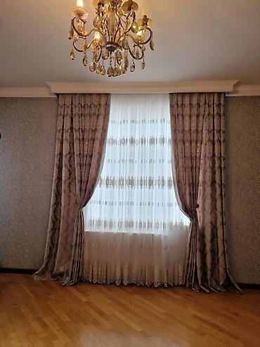perde dekoru: Klassik üslubda dekorativ pərdə dəsti - Tərkib: 1 dəst ağır dekor — 4