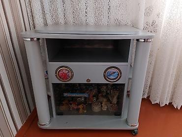 quba mebel: Tv altlığı.İşlənmişdir, lakin yaxşı vəziyyətdədir.Bakı, Quba və — 1