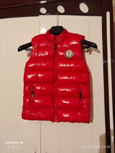 Hicab: Məhsul təsviri: - Qadın üçün rahat geyim və aksessuar seti. - 2 ədəd — 7