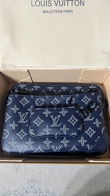 Сумкалар: Продаю барсетку Louis Vuitton Lux копия! Состояние идеал ! Имеется — 5