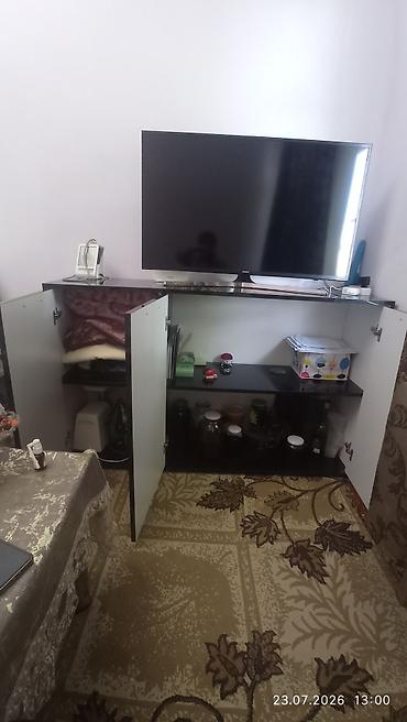 TV altlığı: TV altlığı və saxlama dolabı Qiymət 180 Ünvan Bakıxanov talkuckaya — 2