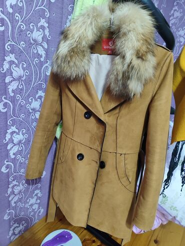 пальто zara: Пальто