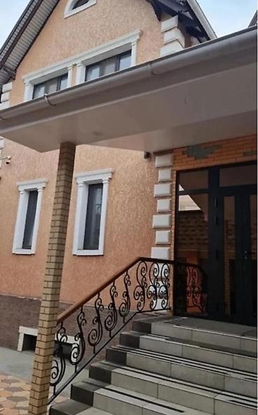 Долгосрочная аренда домов: 300 м², 6 комнат, Амбарная, Балкон застеклен, Бассейн — 3