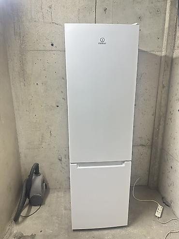 Холодильники: Холодильник Beko, Двухкамерный — 14
