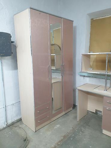 Другая мебель: Срочно продаётся комплект мебели.шифонер,кровать с — 8