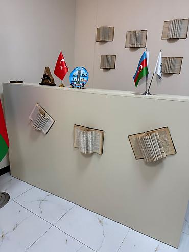 plazada ofis icare: 🏢 RESEPSİON MASASI SATILIR! 💰 Qiymət: 300 AZN ✨ Səliqəli və müasir — 3