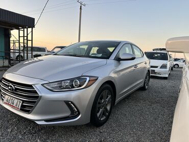 продаю нехсия: Hyundai Elantra: 2018 г., 2 л, Автомат, Бензин, Седан