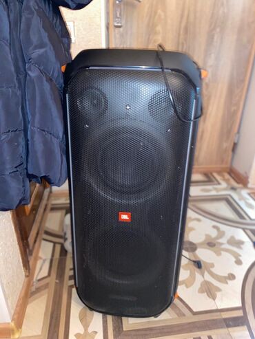 ses sistemi: JBL PARTY BOX 710 satilir 7 ayin kalonkasidi evde iwlenib . Bilen