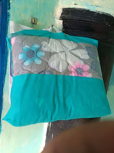 пластиковые контейнеры с крышкой купить бишкек: Односпальная одеяло - Прямоугольная форма. - Верх: комбинированный