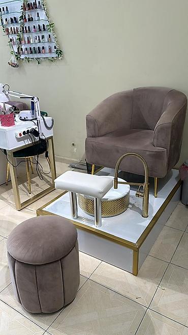 Salon mebelləri satılır. Bütöv dəst və ya tək tək ala bilərsiz. Ünvan