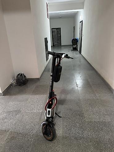 yadea ks5: Teze kimidir problemi yoxdur 1 ay surulub maksimal surret 30 50-55km — 1